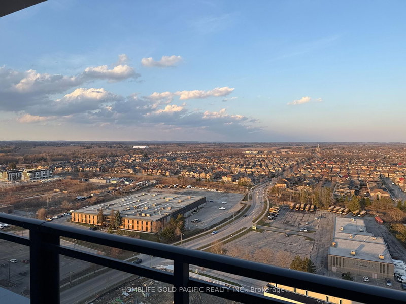 home for lease on 2201-9763 Markham Road