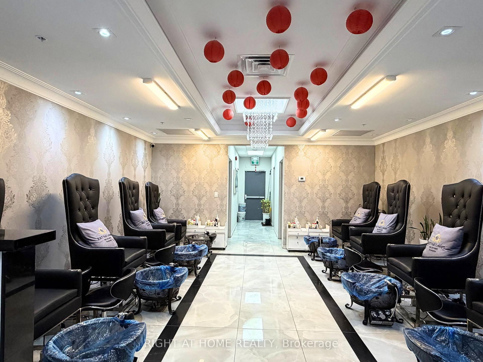 54 Davis Drive, Unit B - Photo 6