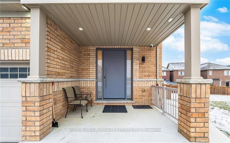 146 Beaconsfield Dr, Vaughan, L4H 4L7 | Image 2