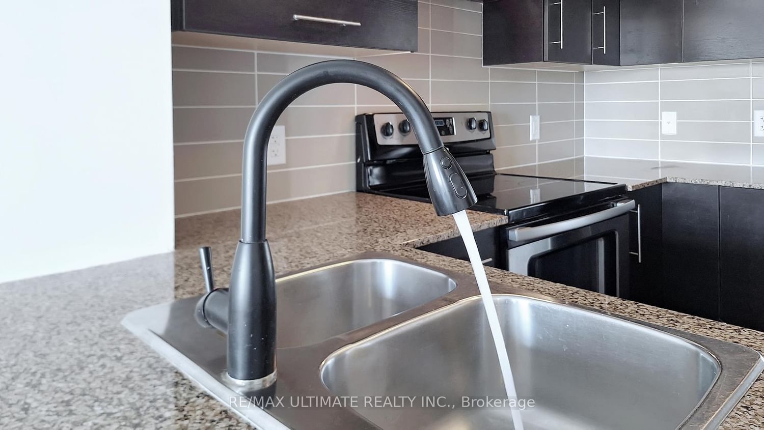 273 SOUTH PARK Road, Unit 718 - Photo 19