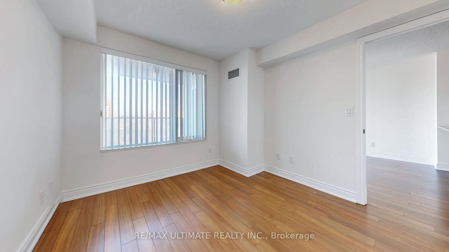 273 SOUTH PARK Road, Unit 718 - Photo 25