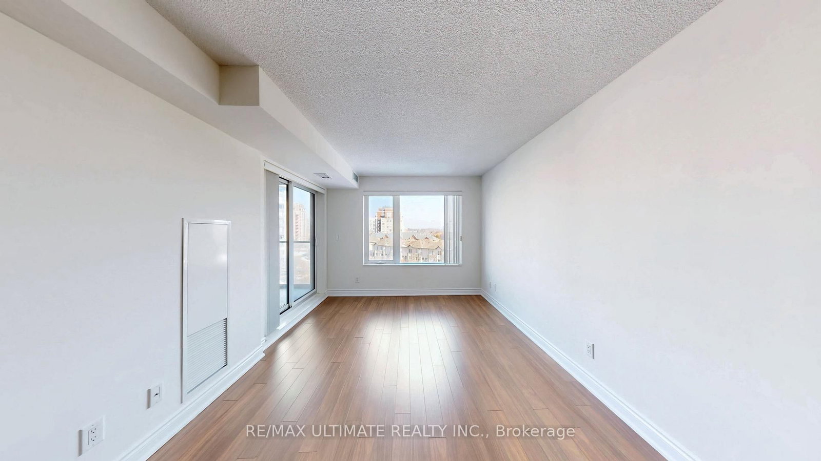 273 SOUTH PARK Road • #718 • Markham, ON photo 5