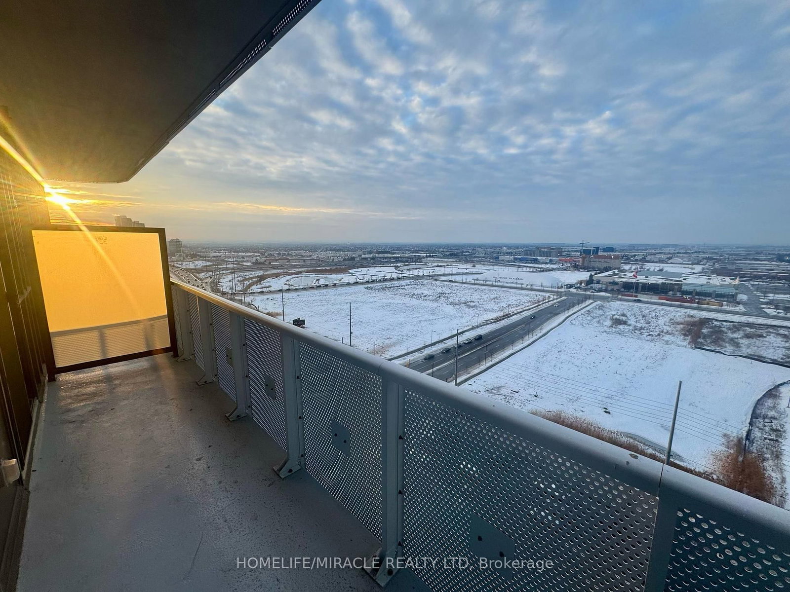 225 Commerce Street, Unit 1611 - Photo 25