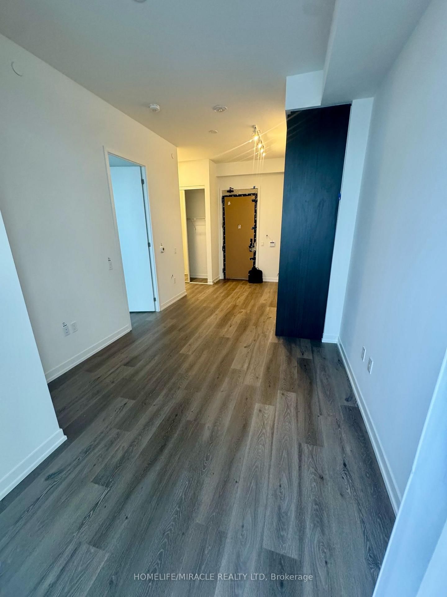 225 Commerce Street, Unit 1611 - Photo 26