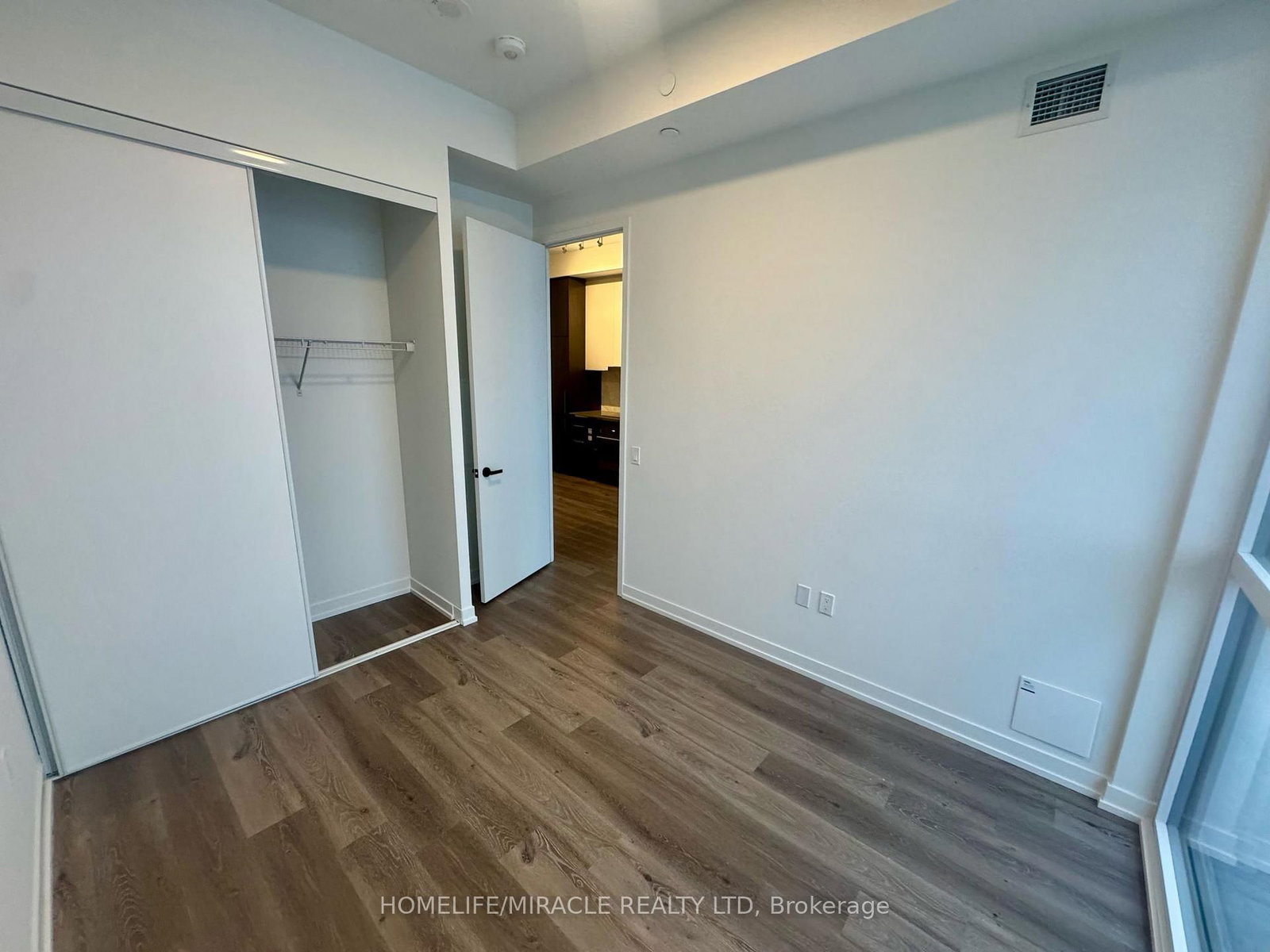 225 Commerce Street, Unit 1611 - Photo 30