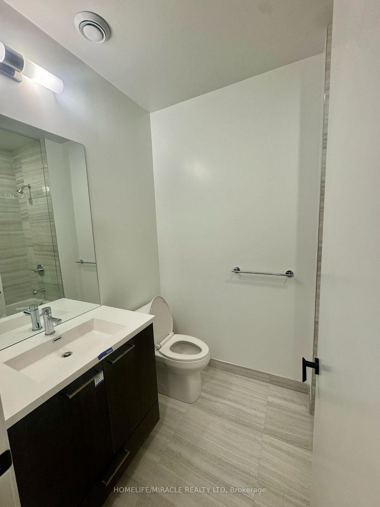 225 Commerce Street, Unit 1611 - Photo 35