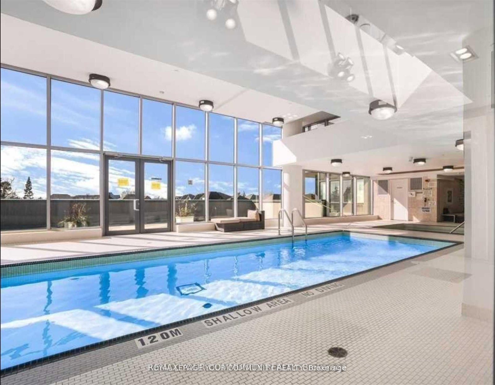 9088 Yonge Street, Unit 501 - Photo 17