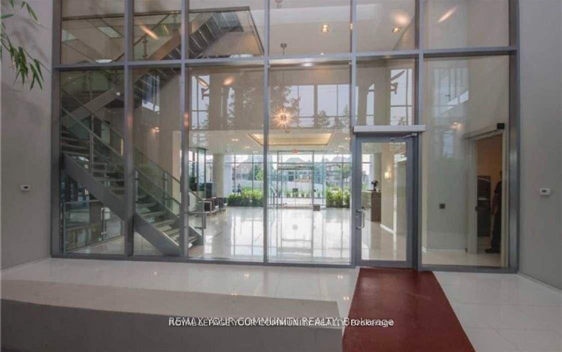 9088 Yonge Street, Unit 501 - Photo 23