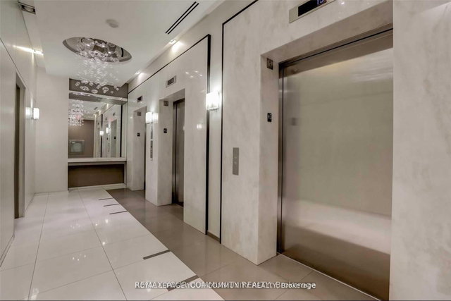 501 - 9088 Yonge Street