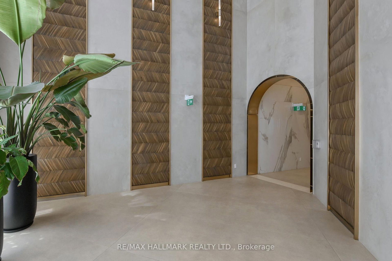 1000 Portage Parkway N, Unit 3302 - Photo 7