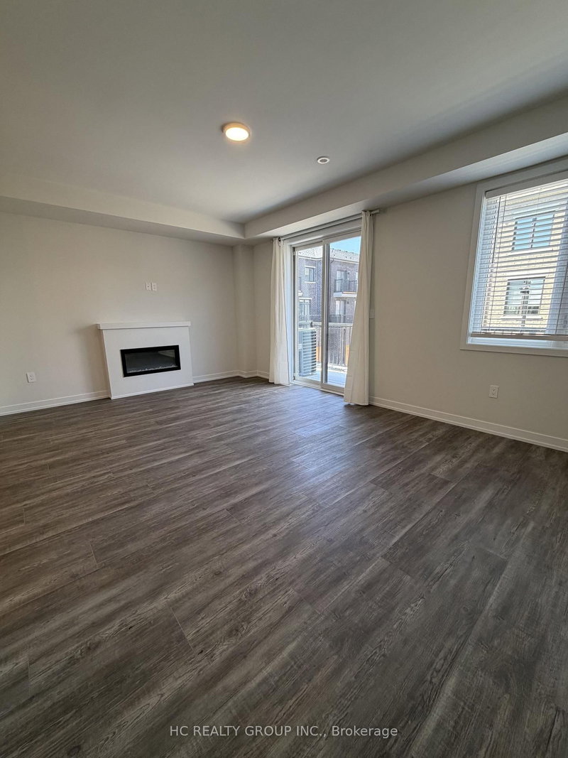 27 Agnes Lane, Richmond Hill, L4B 0J7 | Image 3