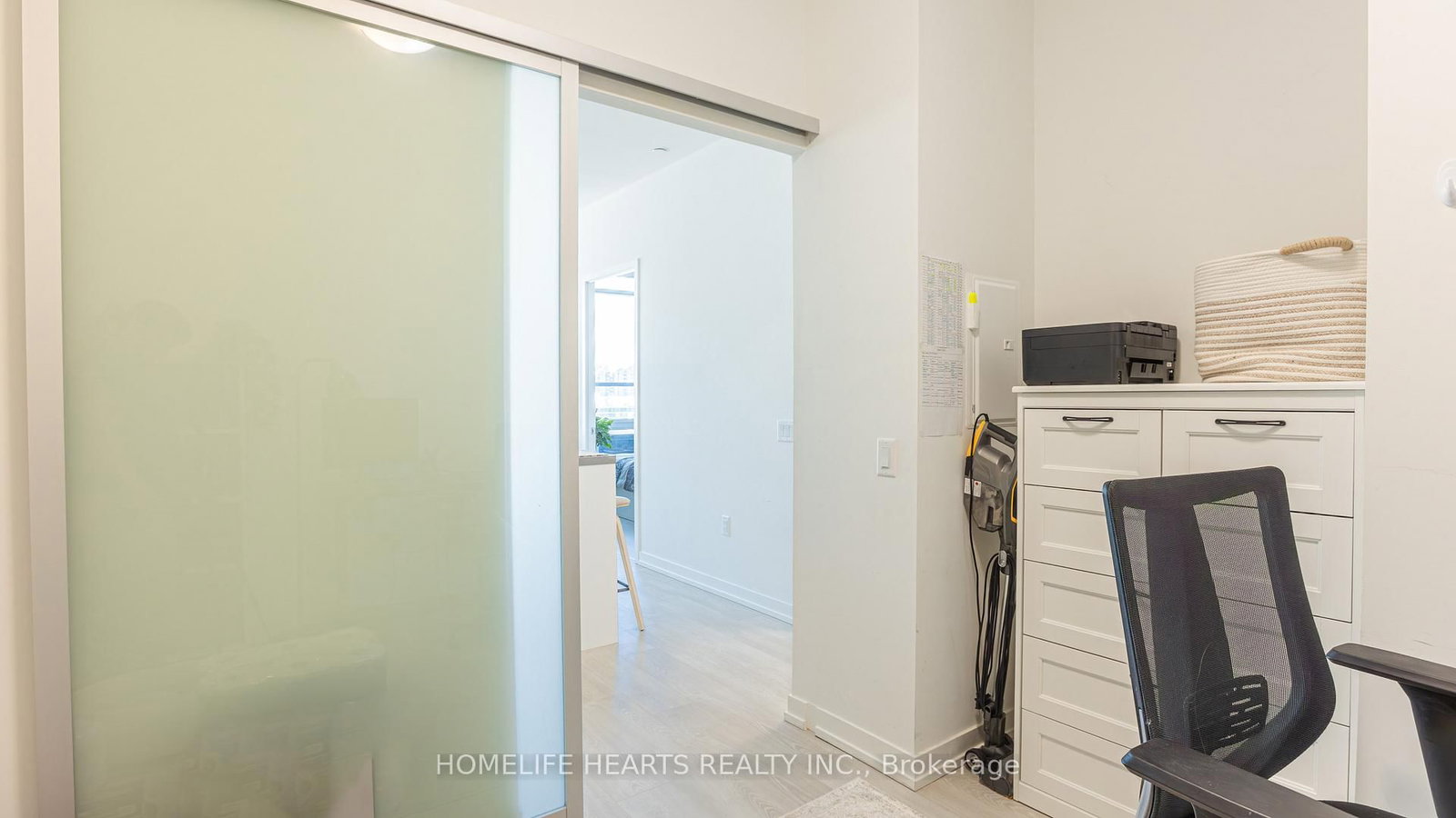 8868 Yonge Street, Unit 818 - Photo 20
