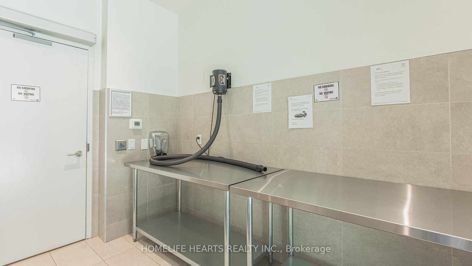 8868 Yonge Street, Unit 818 - Photo 29