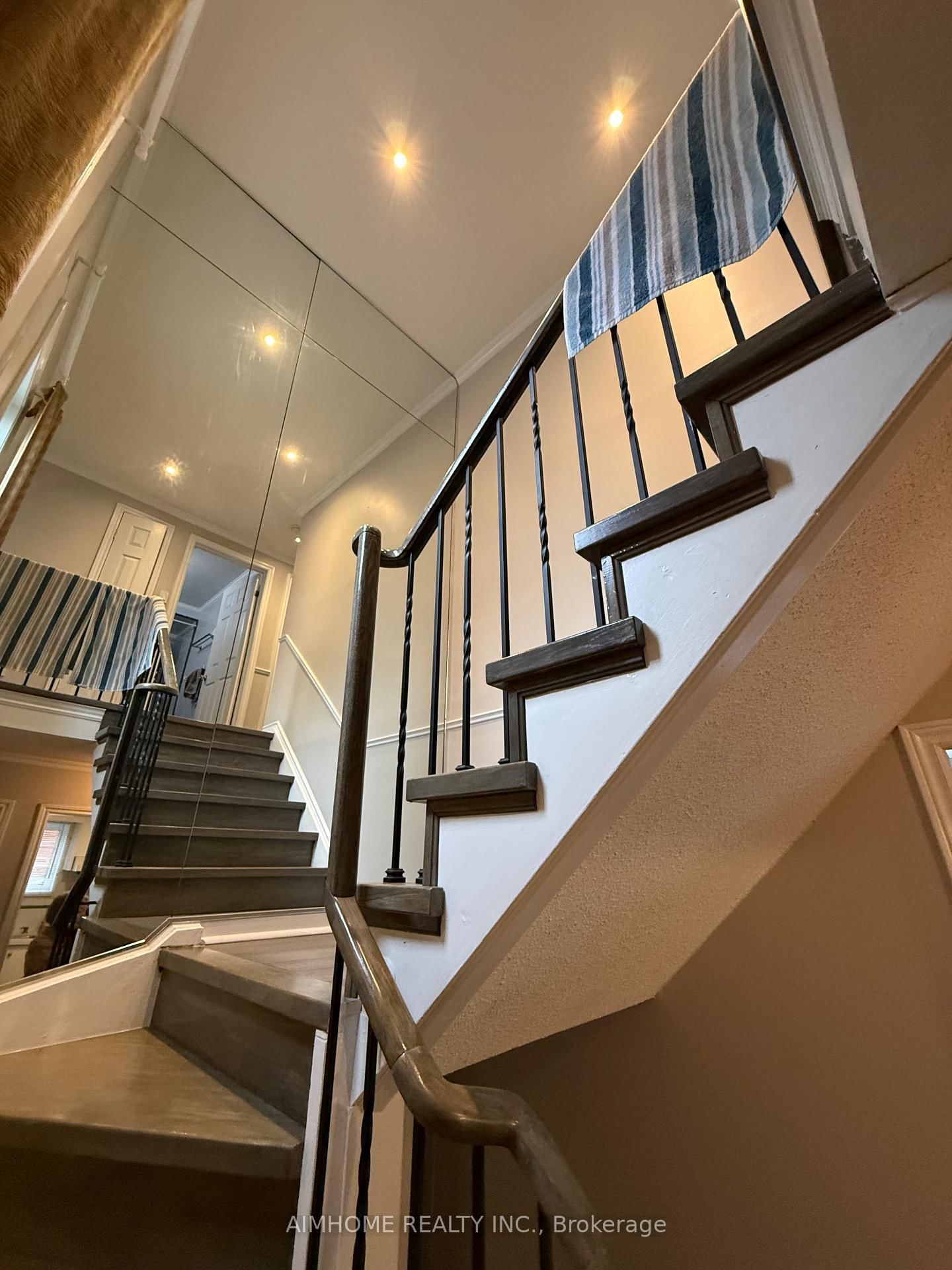 27 Miley Drive S - Photo 20