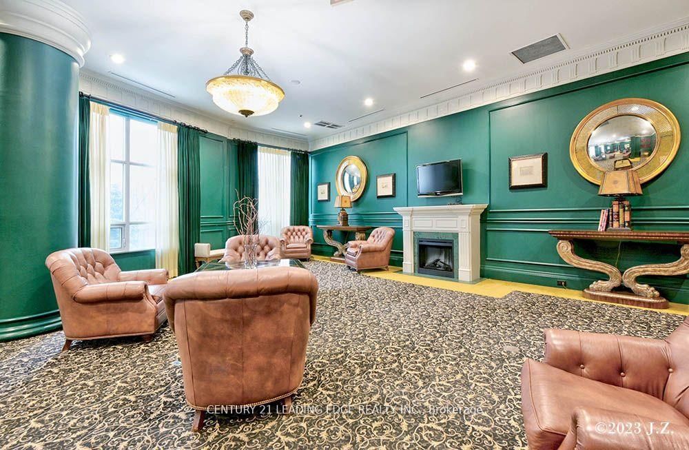 9225 Jane Street, Unit 911 - Photo 29