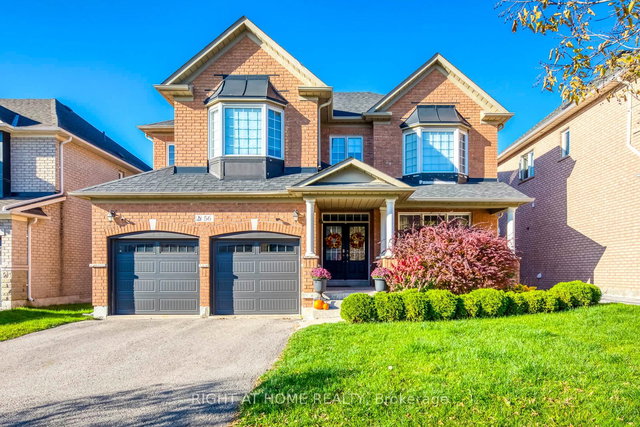 Lower - 56 Barberry Crescent