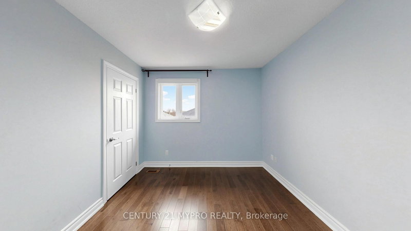 33 Erla Crt, Markham, L3S 3B3 | Image 2