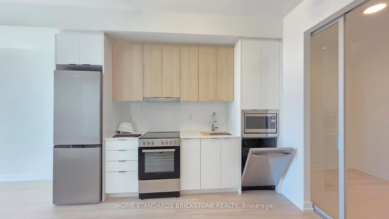 9763 Markham Road, Unit A2207 - Photo 3