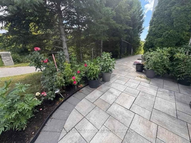 63 Rizal Ave, Markham, L6B 0G7 | Image 2