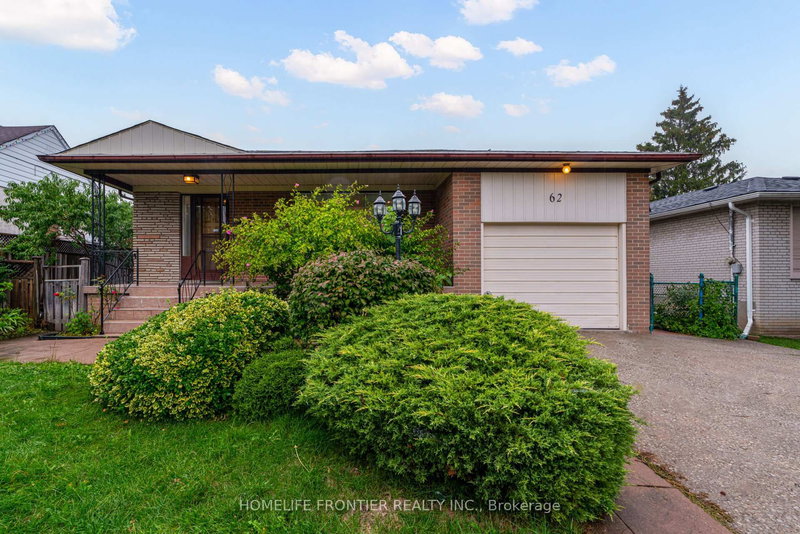 B - 62 clark Ave, Markham, L3T 1S5 | Image 2
