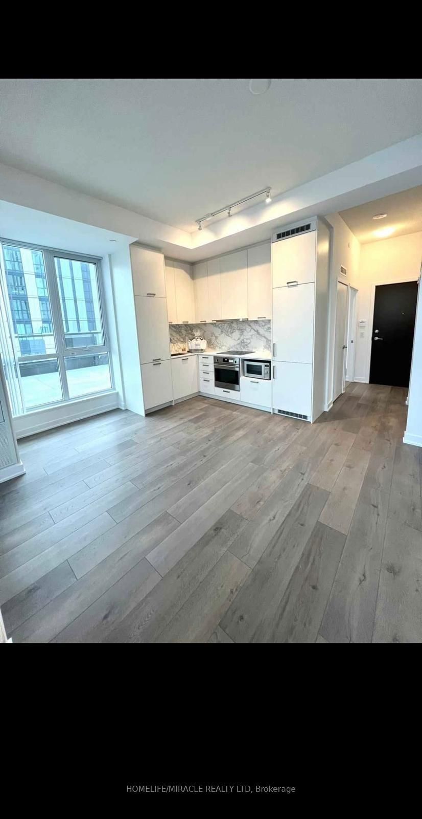 38 Honeycrisp Crescent, Unit 1202 - Photo 5