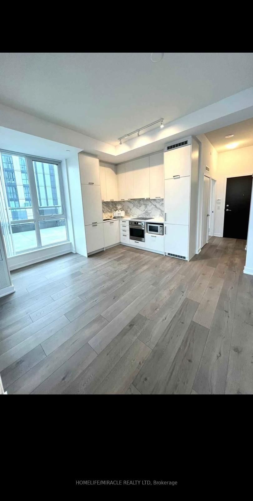 38 Honeycrisp Crescent, Unit 1202 - Photo 6