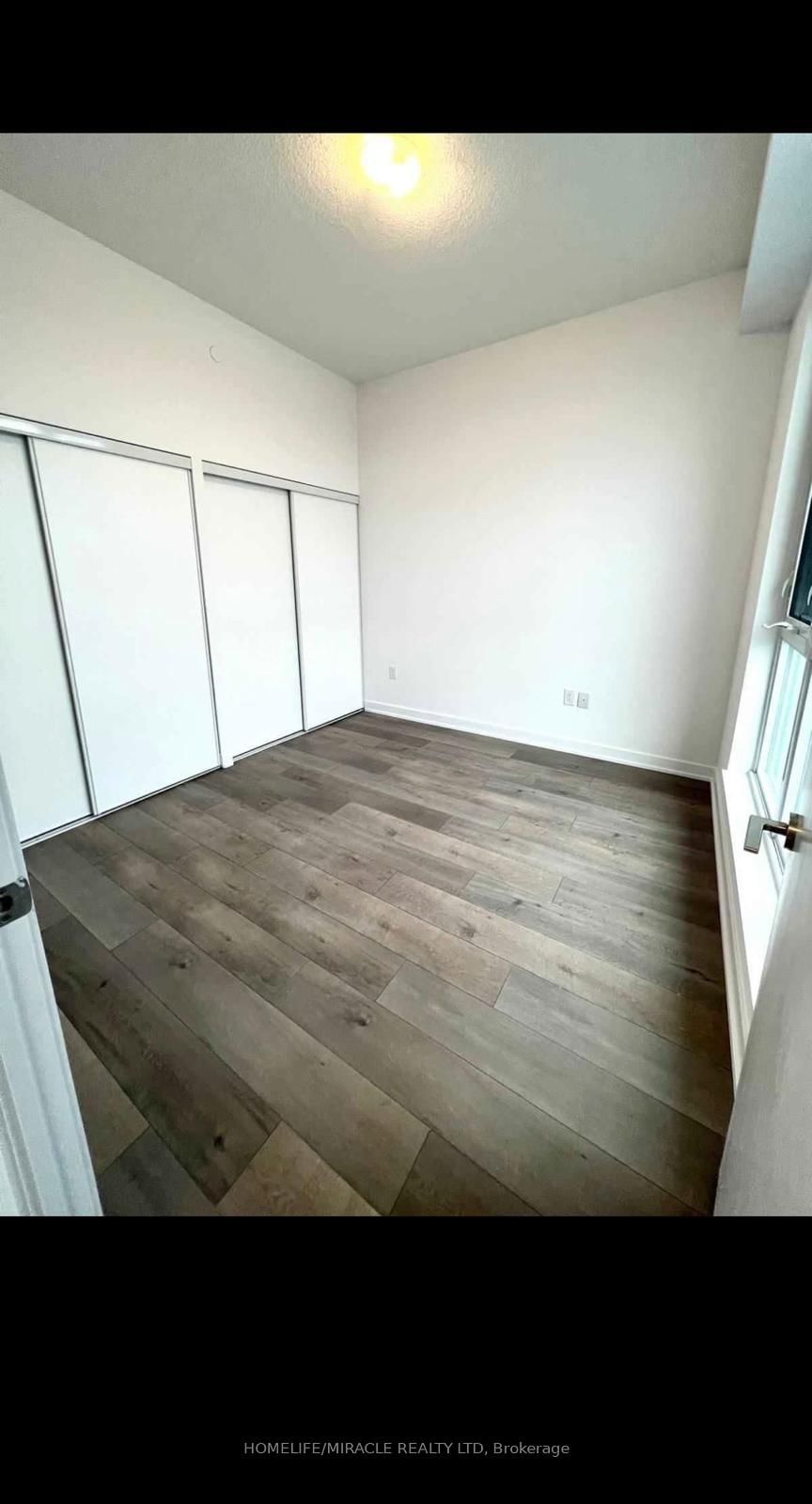 38 Honeycrisp Crescent, Unit 1202 - Photo 8