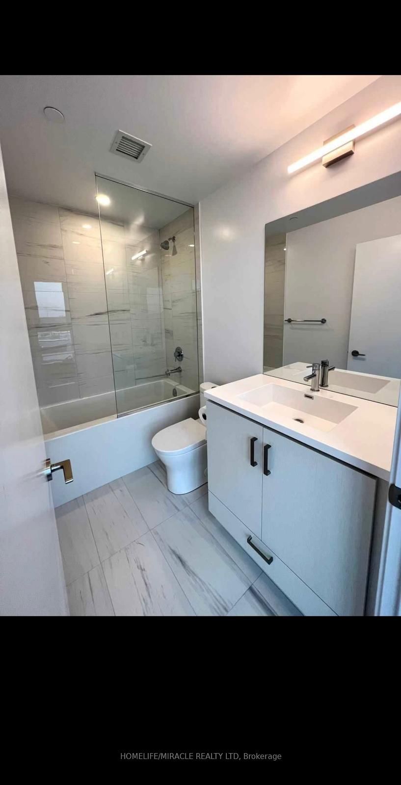 38 Honeycrisp Crescent, Unit 1202 - Photo 9