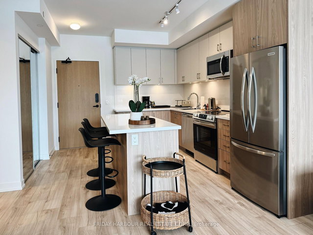 228 - 333 Sunseeker Avenue