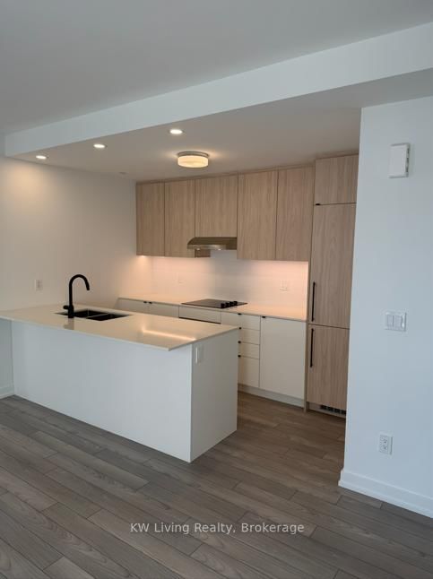 F201 - 5 Red Squirrel Lane