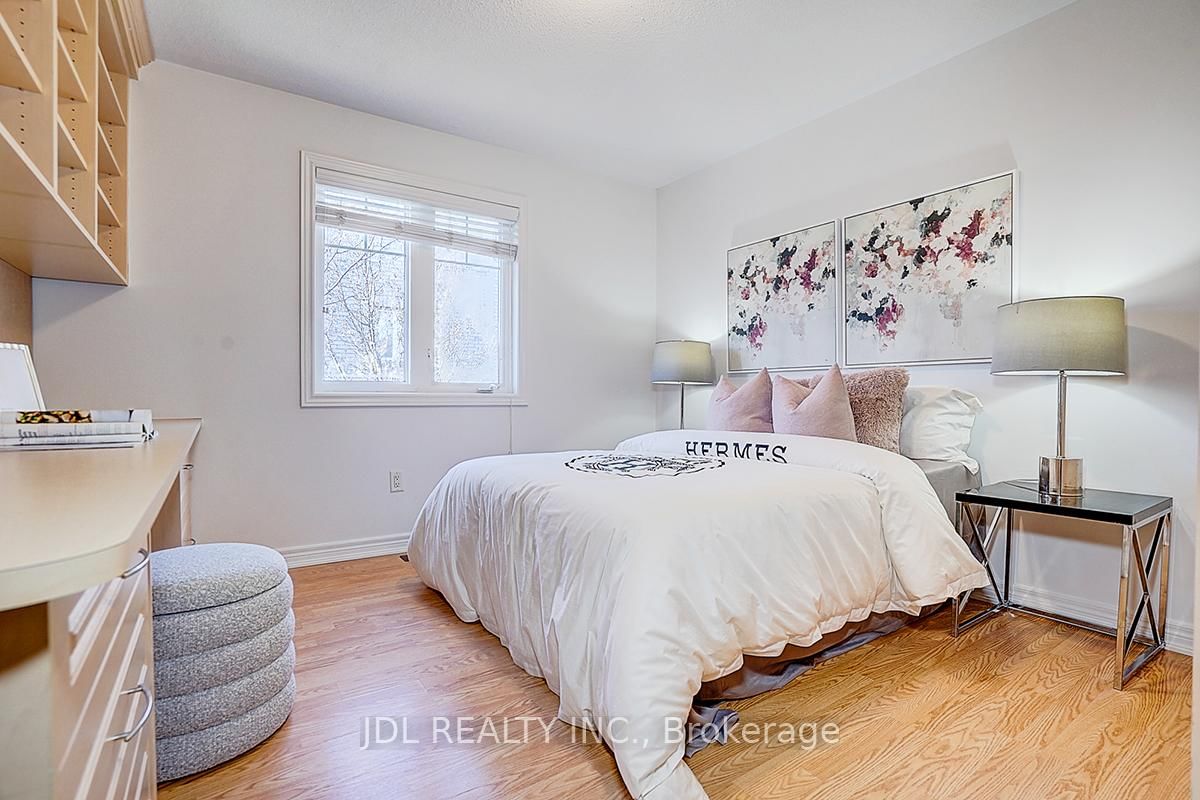 Detached House for sale at 46 Braehead Drive, Richmond Hill, Ontario, L4E 0B3 - Jefferson - MLS: N12988168