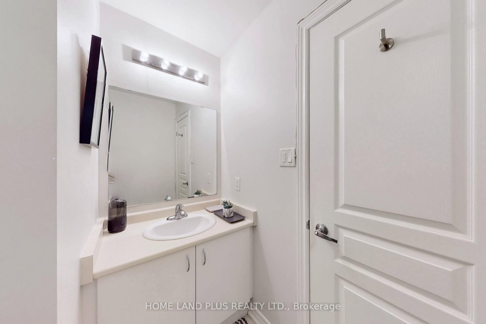 Detached House for sale at 48 Langhorst Crescent, Richmond Hill, Ontario, L4E 0A9 - Jefferson - MLS: N12988180