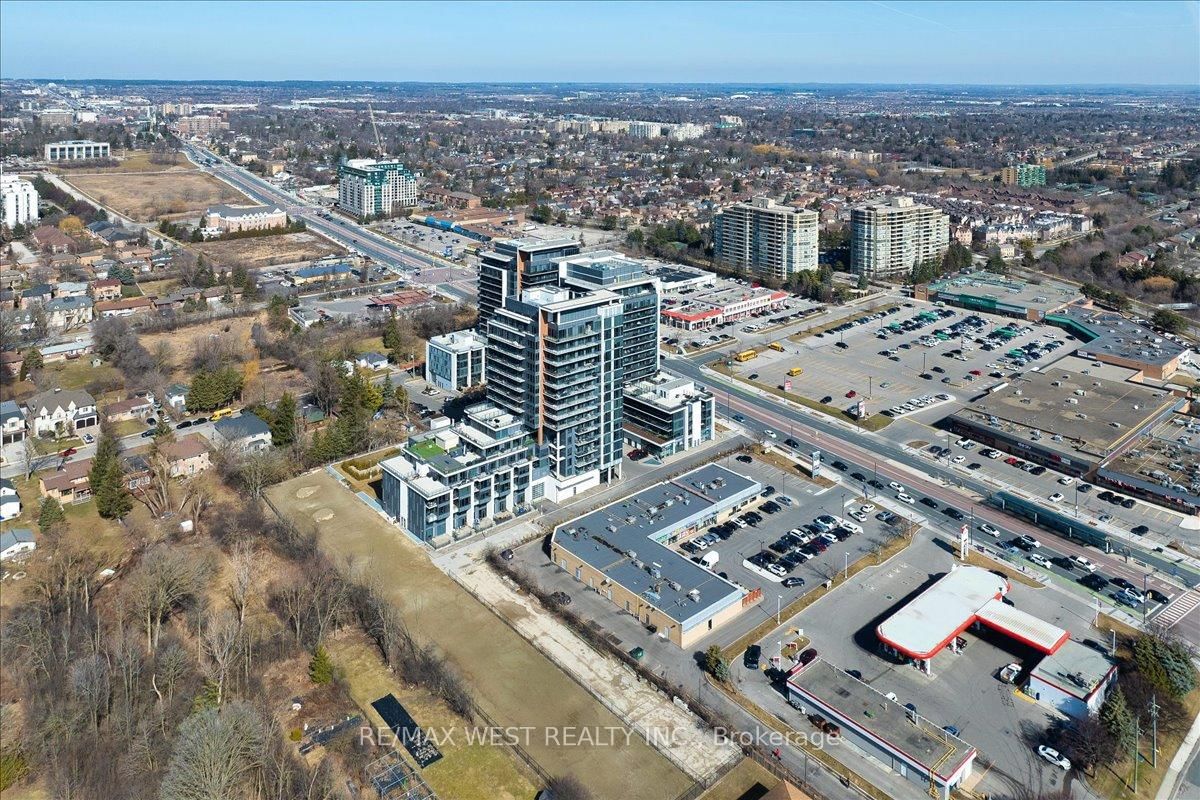 9610 Yonge Street, Unit A8 - Photo 31