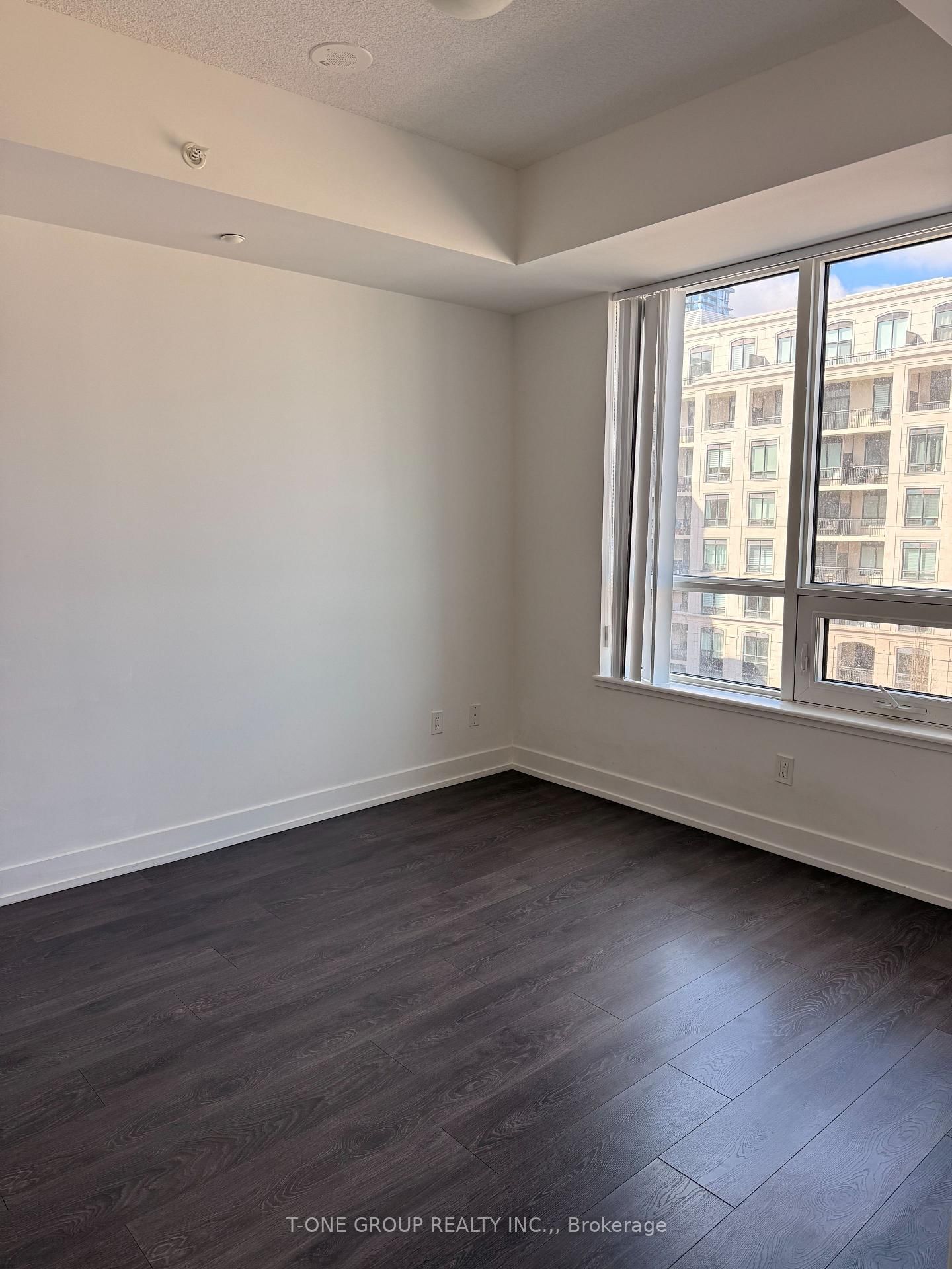 278 Buchanan Dr 605E