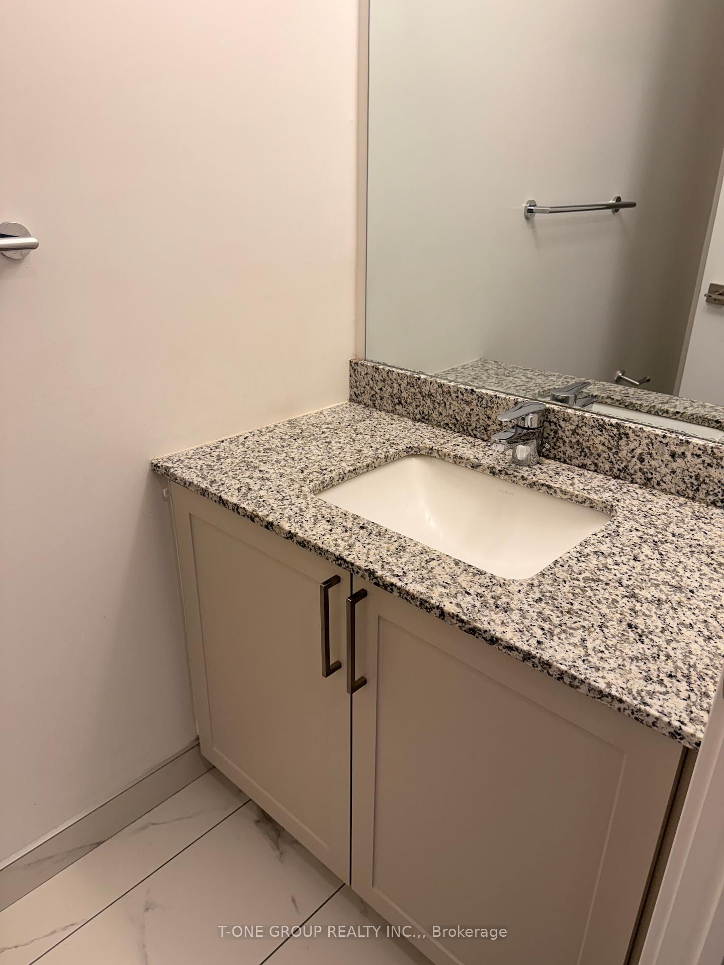 278 Buchanan Dr 605E - Photo 8