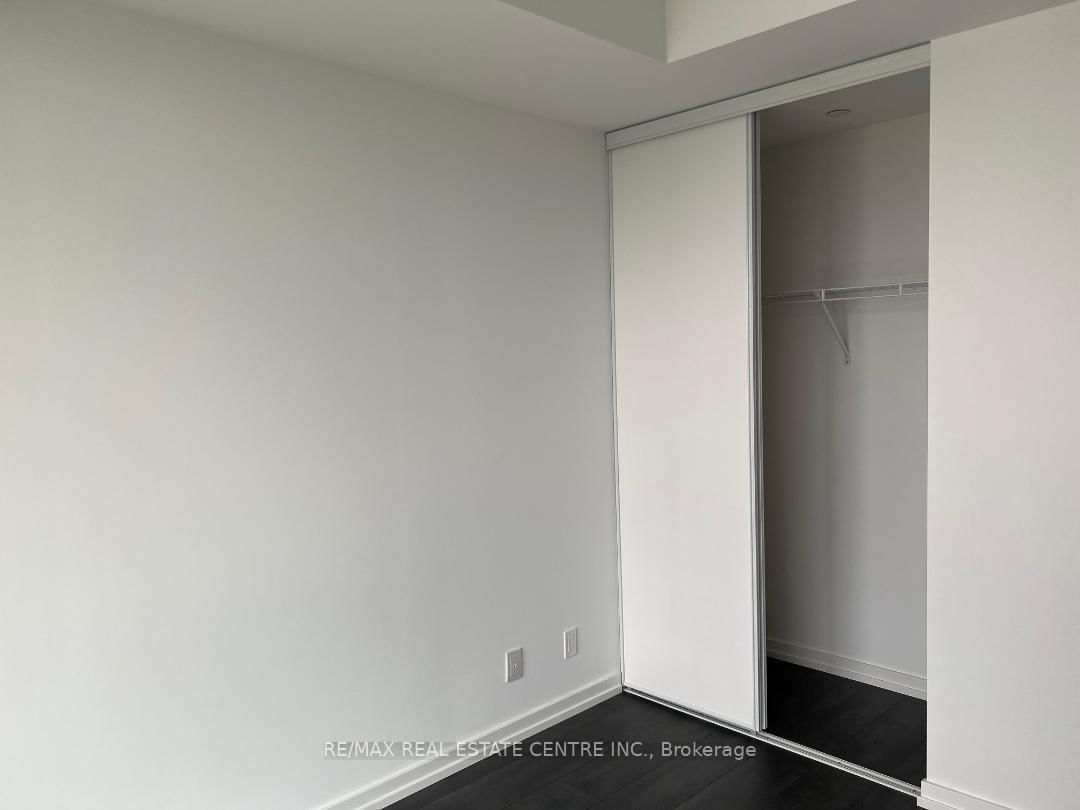 7890 Jane Street, Unit 2201 - Photo 14