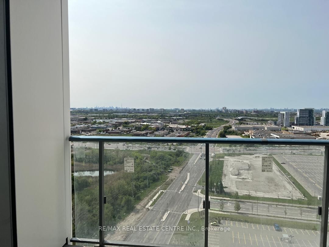 7890 Jane Street, Unit 2201 - Photo 19