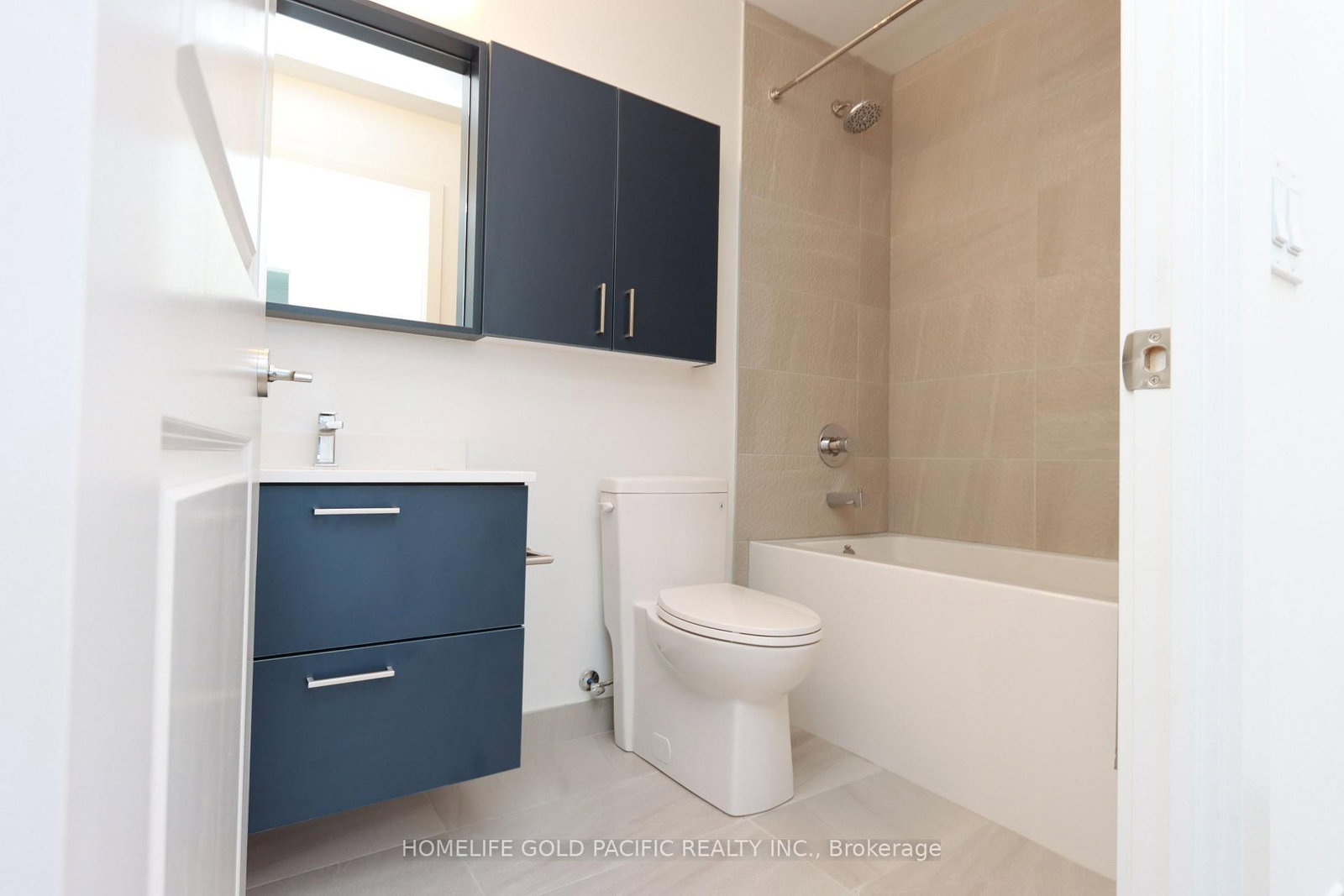 30 Upper Mall Way, Unit 1506 - Photo 12