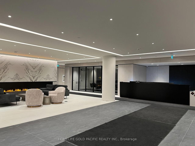 1506 - 30 Upper Mall Way