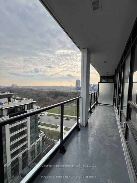 1201 - 18 Water walk Drive