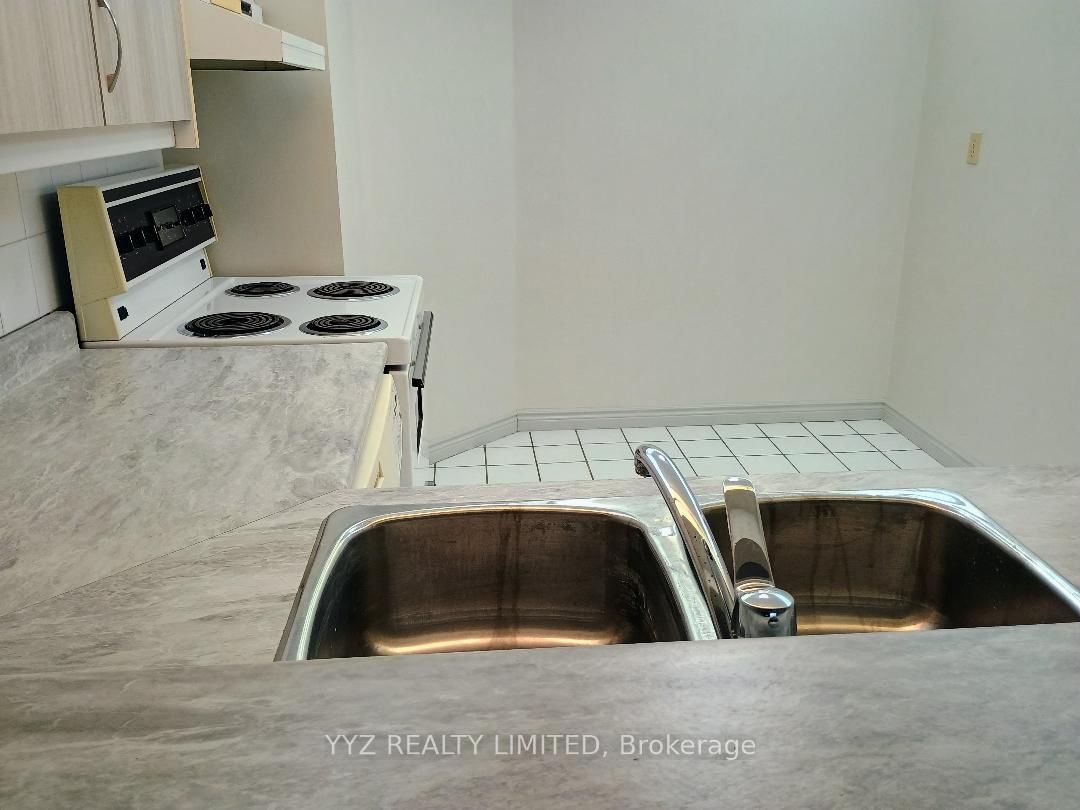 1 Clark Avenue W, Unit 712 - Photo 14