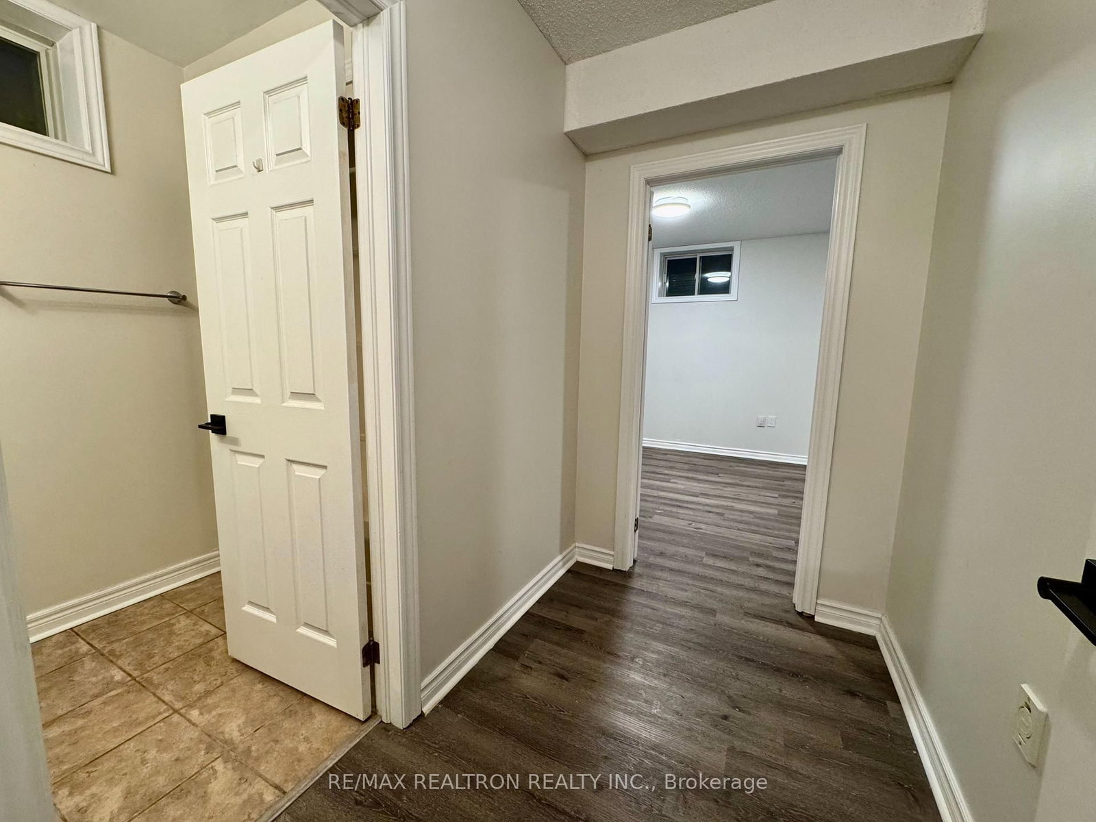 210 Old Yonge #Basement Street - Photo 5