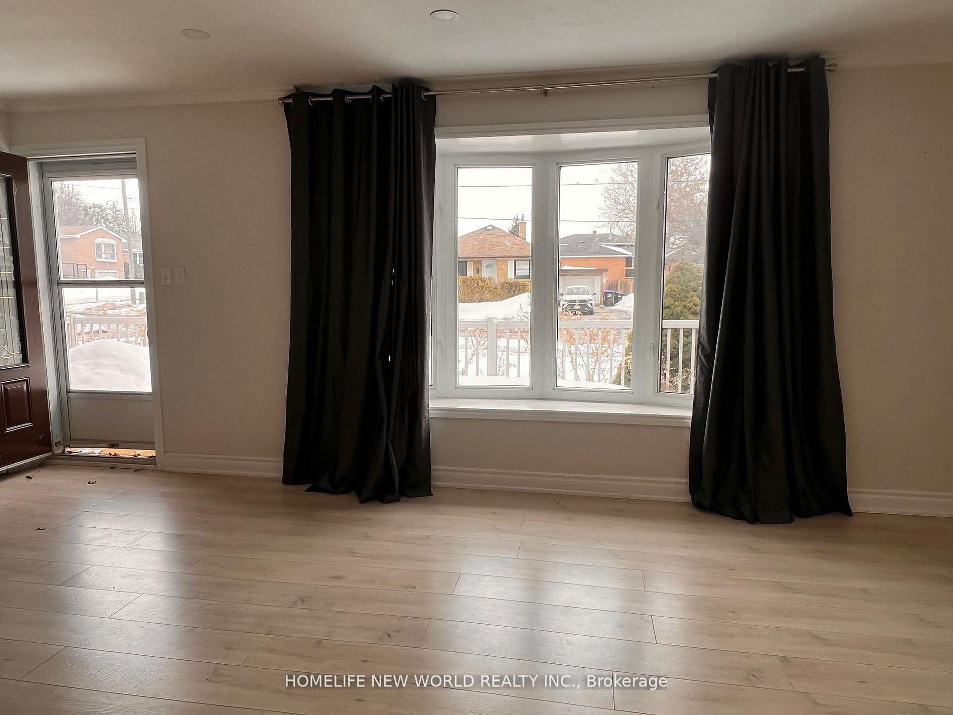 98 Thornton Avenue, Unit Main