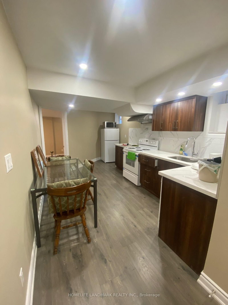 489 Caboto Tr, Markham, L3R 2R8 | Image 3