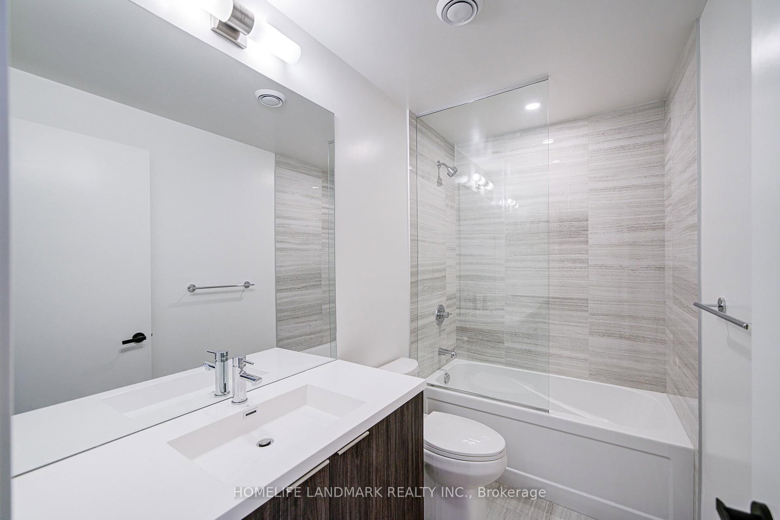 8 interchange Way, Unit 1510 - Photo 13