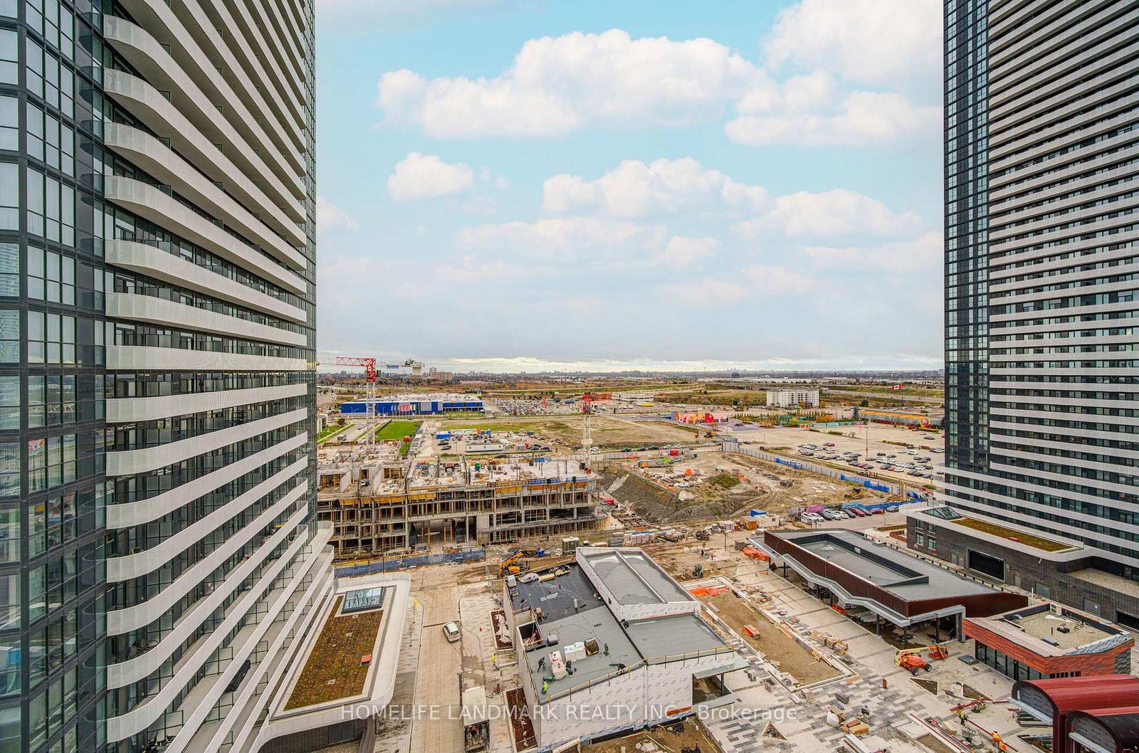 8 interchange Way, Unit 1510 - Photo 19