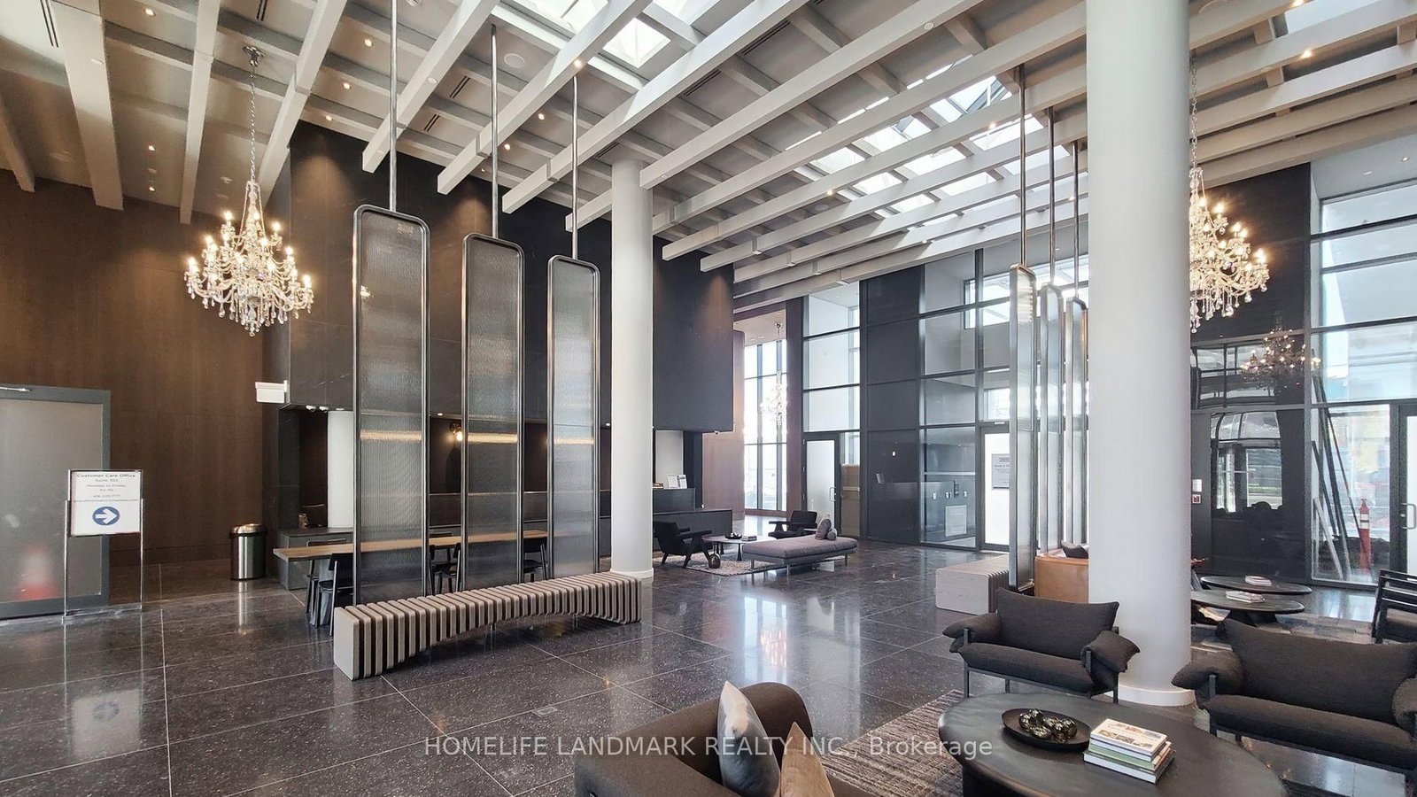 8 interchange Way, Unit 1510 - Photo 20