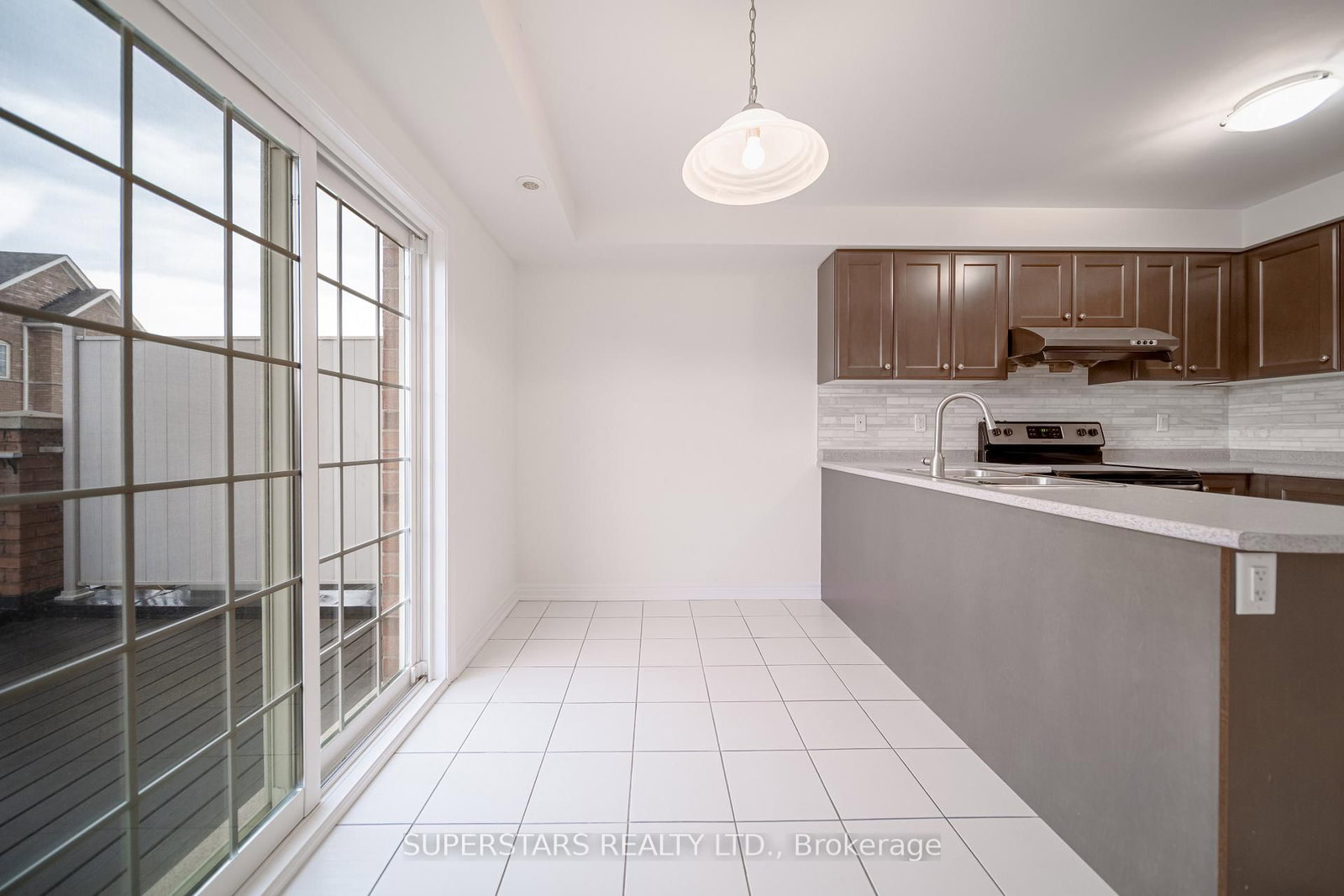 Townhouse for sale at 10000 Mccowan Road, Markham, Ontario, L6C 0N3 - Berczy - MLS: N12988924