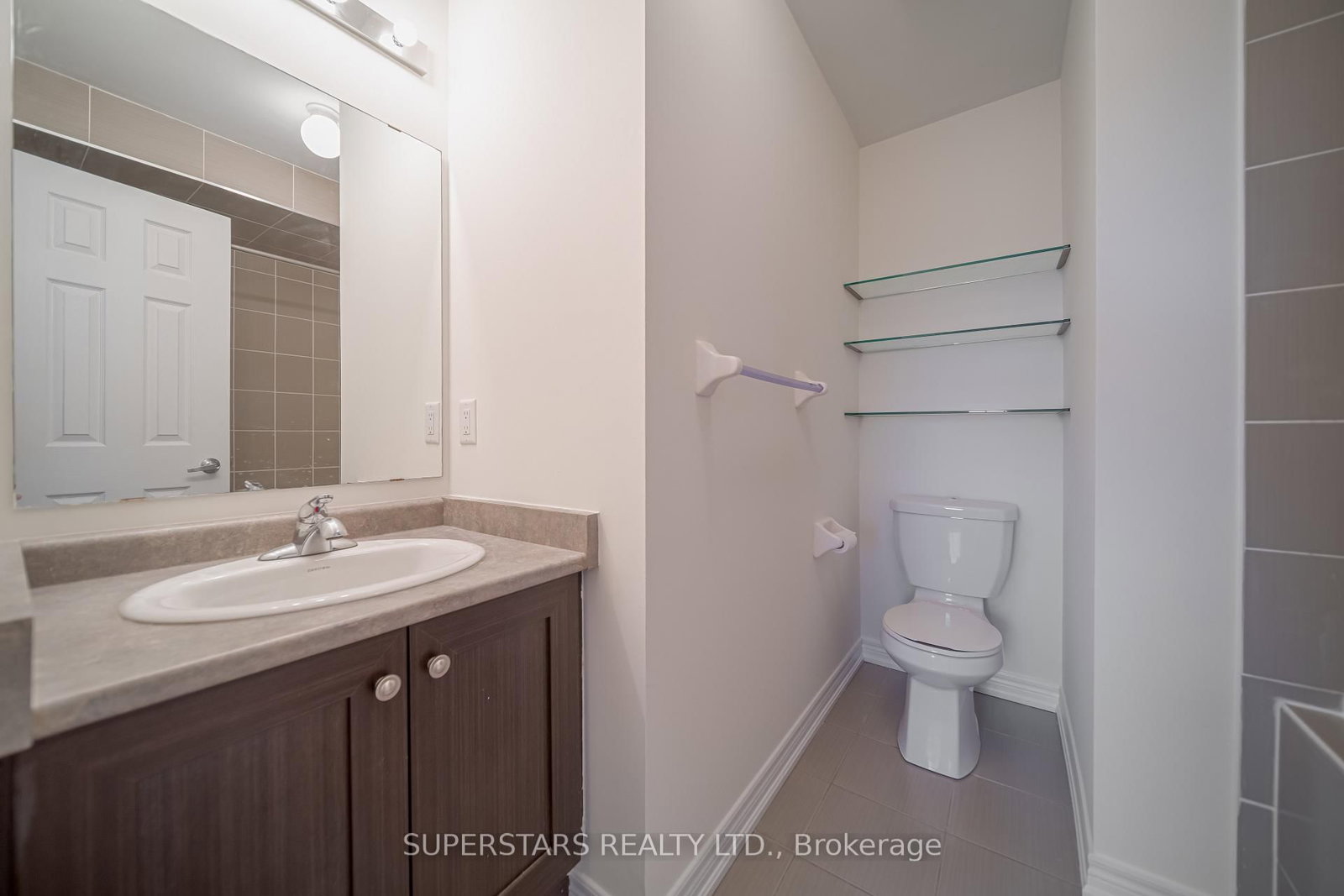 Townhouse for sale at 10000 Mccowan Road, Markham, Ontario, L6C 0N3 - Berczy - MLS: N12988924