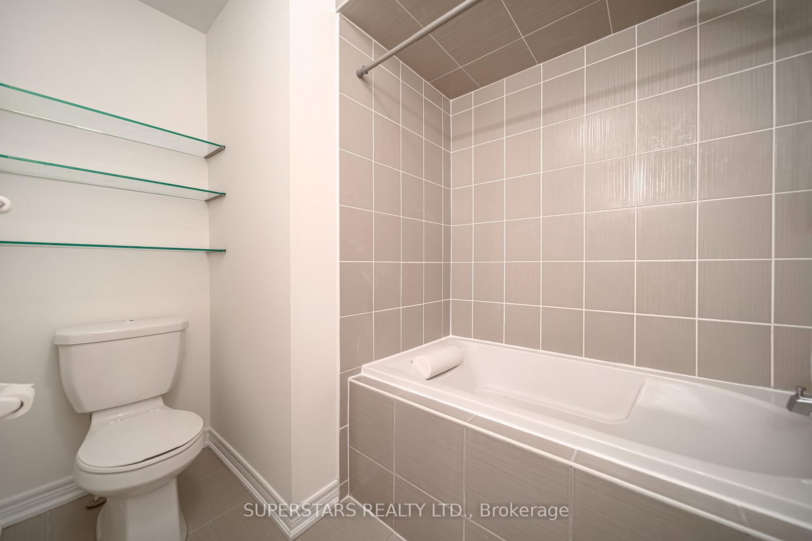 Townhouse for sale at 10000 Mccowan Road, Markham, Ontario, L6C 0N3 - Berczy - MLS: N12988924